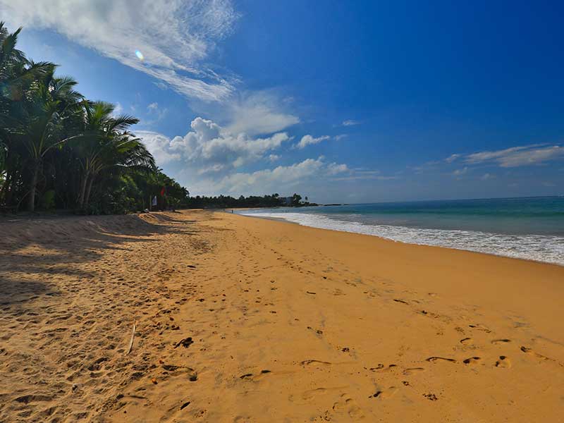 Induruwa Beach in Sri Lanka | Beach Destinations in Sri Lanka ...