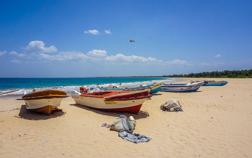 Kalkudah and Pasikuda Beach - Sri Lanka | Finding Beyond