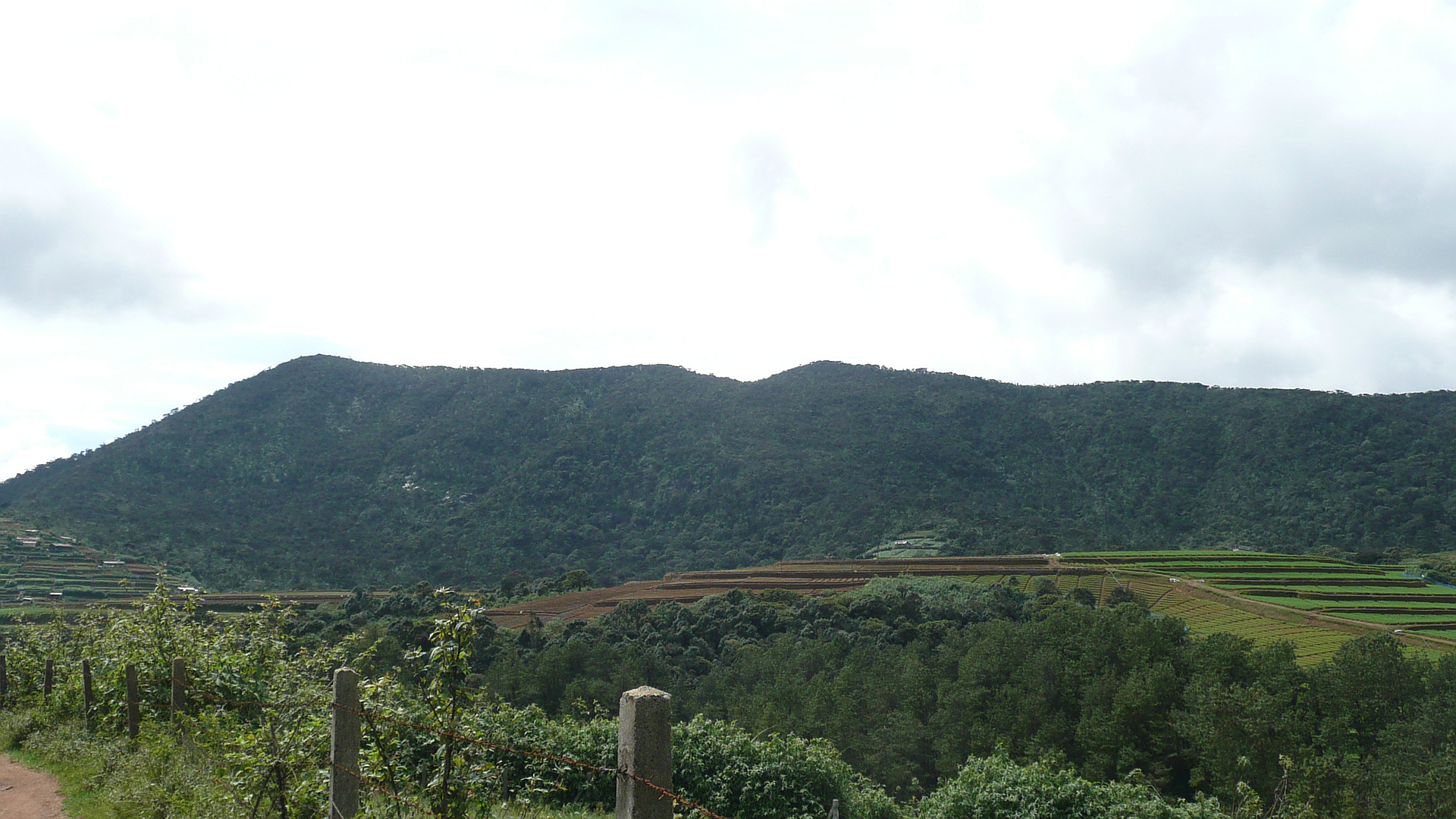 Conical Hill - Sri Lanka | peakery